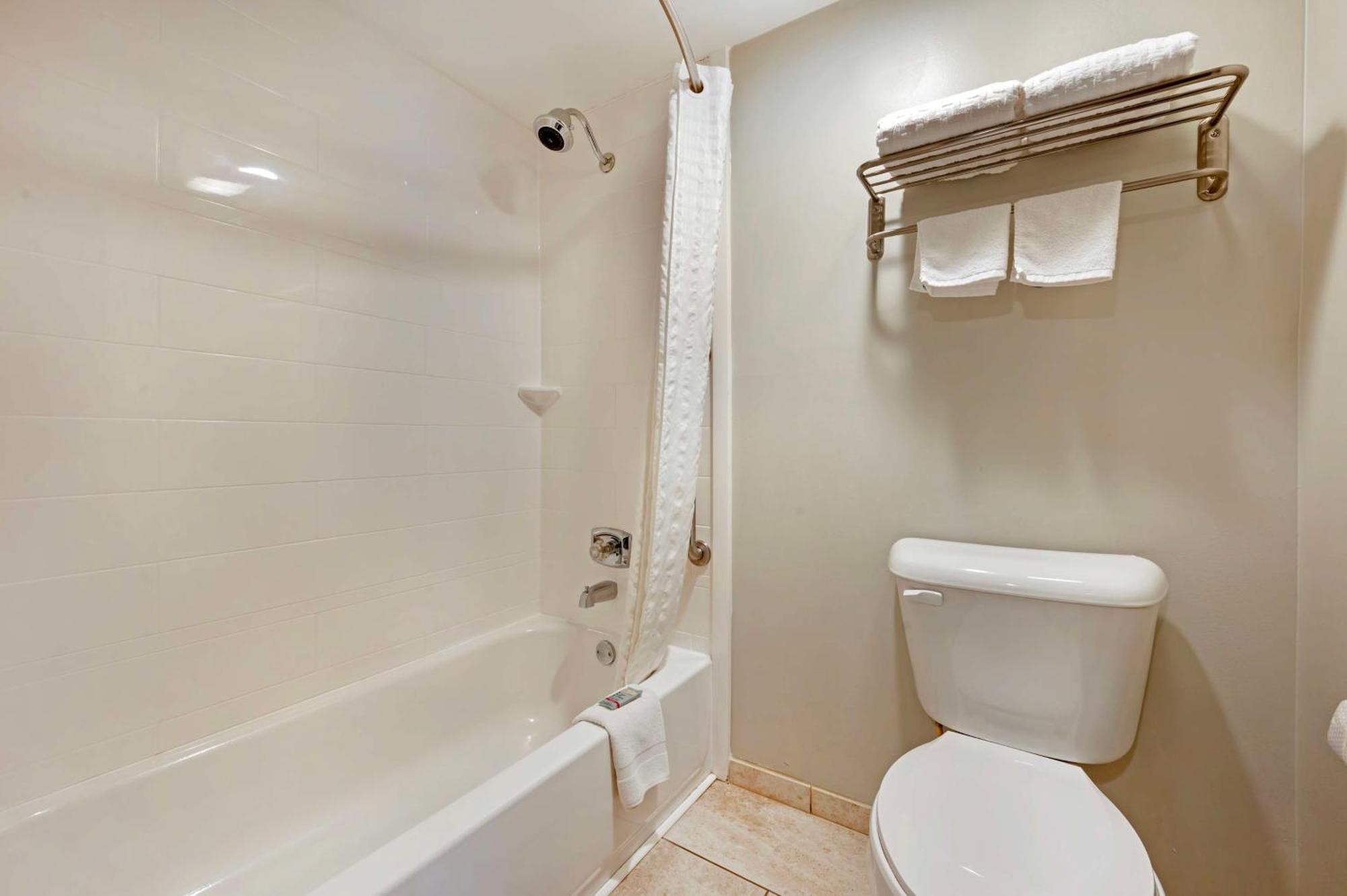 Hotel Western Ashbury 3*